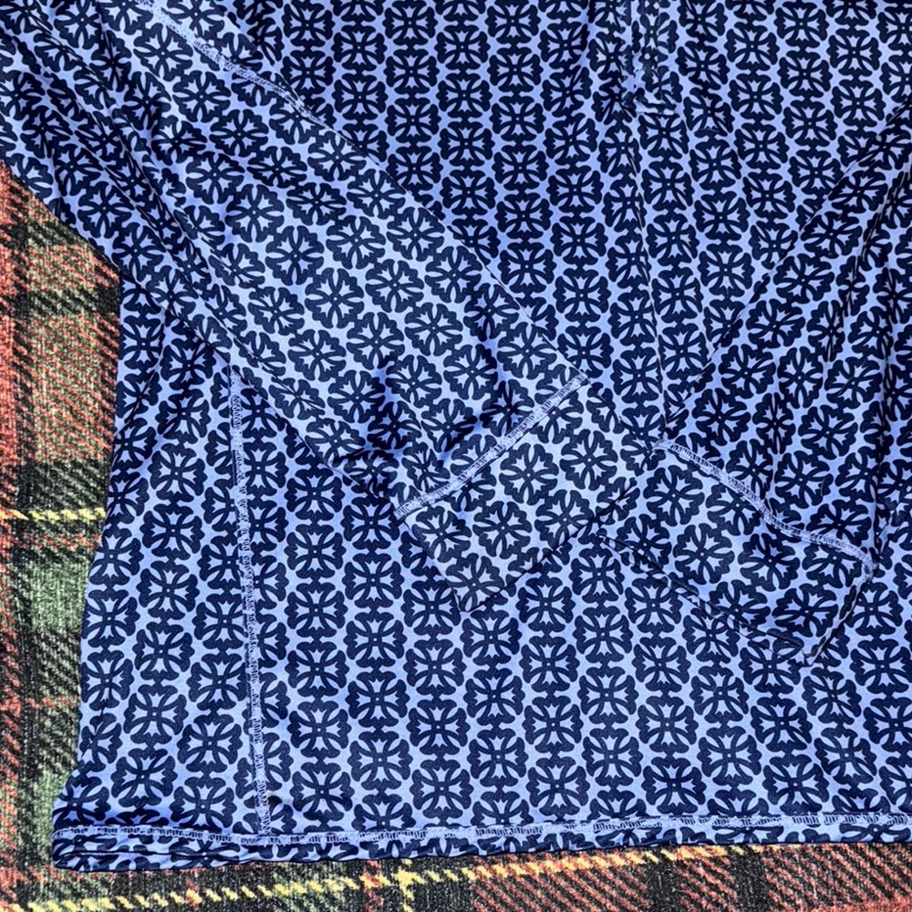 Vineyard Vines Navy Patterned Pullover - image 2